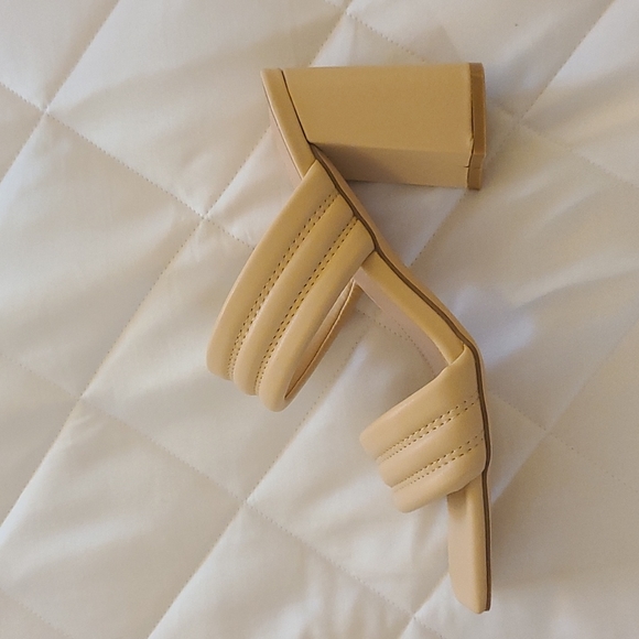 Women's nude two strap square toe heel sandals - Picture 2 of 4